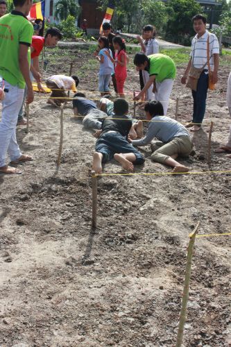 Long An: Hành trình tìm kiếm yêu thương tại khóa tu “Sống và Khát Vọng”