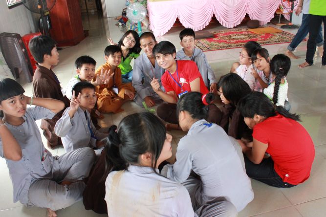 Long An: Hành trình tìm kiếm yêu thương tại khóa tu “Sống và Khát Vọng”
