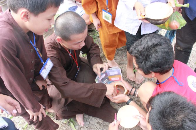 Long An: Hành trình tìm kiếm yêu thương tại khóa tu “Sống và Khát Vọng”