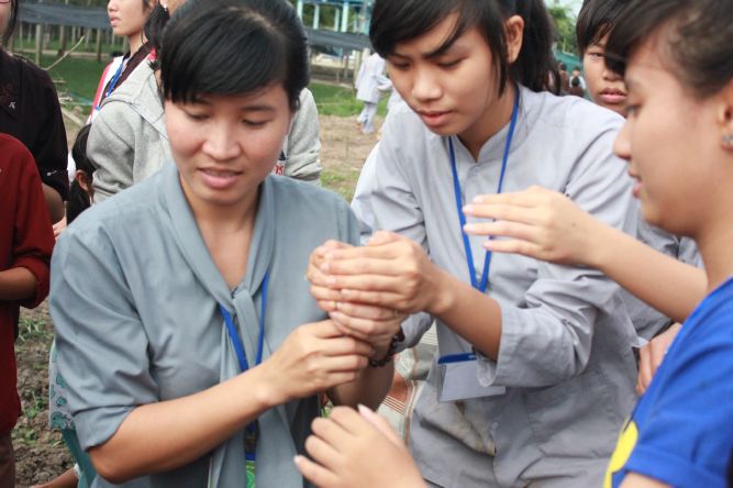 Long An: Hành trình tìm kiếm yêu thương tại khóa tu “Sống và Khát Vọng”