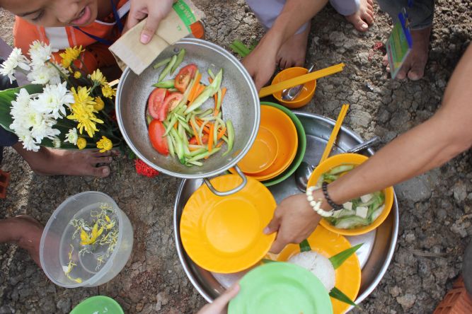 Long An: Hành trình tìm kiếm yêu thương tại khóa tu “Sống và Khát Vọng”