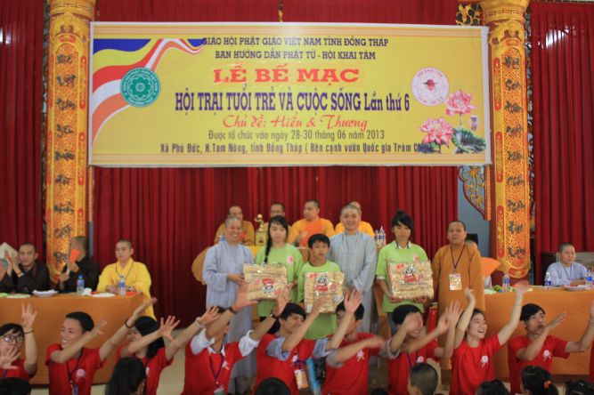 Đồng Tháp: Bế mạc Hội trại Hiểu và thương