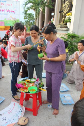 Long An: Hành trình tìm kiếm yêu thương tại khóa tu “Sống và Khát Vọng”