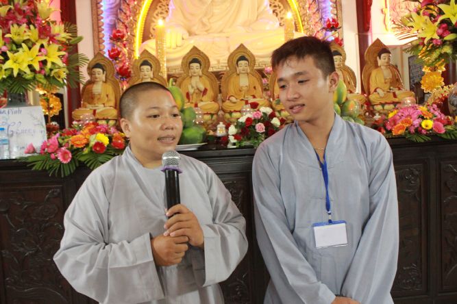 Tiền Giang: Đêm biểu diễn thời trang và văn nghệ tại khóa tu “Vươn tới những ước mơ”