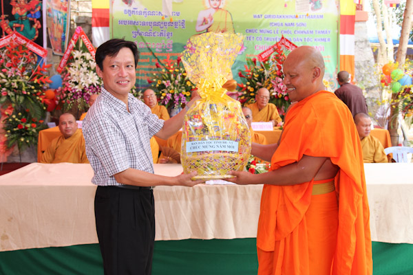 BTVT: Chùa Nam Sơn tổ chức Tết cổ truyền Chôl Chnăm Thmây