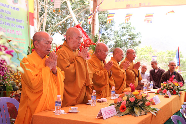 BTVT: Chùa Nam Sơn tổ chức Tết cổ truyền Chôl Chnăm Thmây