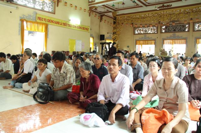 TP. HCM: Chùa Giác Sanh tổ chức khóa tu và phát quà cho 550 người khiếm thị