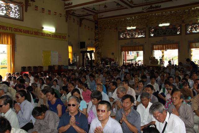 TP. HCM: Chùa Giác Sanh tổ chức khóa tu và phát quà cho 550 người khiếm thị