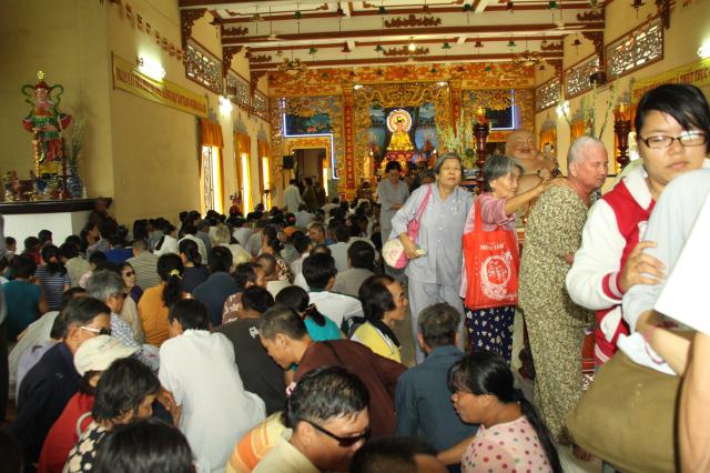 TP. HCM: Chùa Giác Sanh tổ chức khóa tu và phát quà cho 550 người khiếm thị