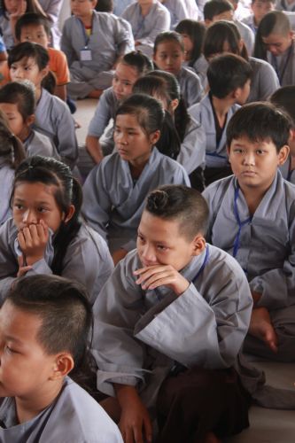 Tiền Giang: Khóa tu “vươn tới những ước mơ” với “Bến đổ đời con”