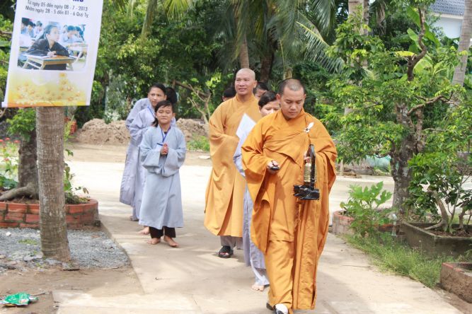 Tiền Giang: Khóa tu “vươn tới những ước mơ” với “Bến đổ đời con”