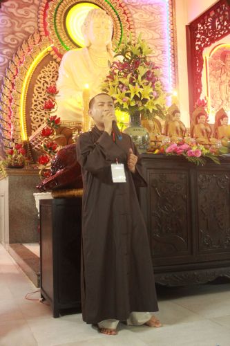 Tiền Giang: Đêm biểu diễn thời trang và văn nghệ tại khóa tu “Vươn tới những ước mơ”