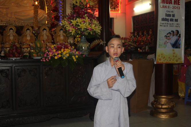 Tiền Giang: Đêm biểu diễn thời trang và văn nghệ tại khóa tu “Vươn tới những ước mơ”