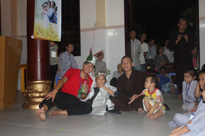 Tiền Giang: Đêm biểu diễn thời trang và văn nghệ tại khóa tu “Vươn tới những ước mơ”