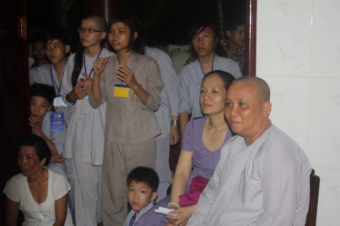 Tiền Giang: Đêm biểu diễn thời trang và văn nghệ tại khóa tu “Vươn tới những ước mơ”