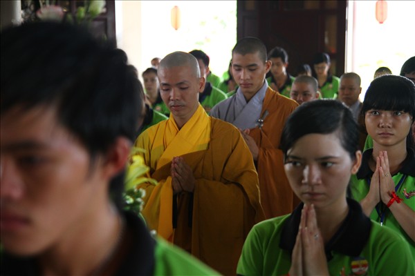 Ngày Thứ 1 Khóa Tu Mùa Đản Sinh, Chủ Đề : “ Phật Về”