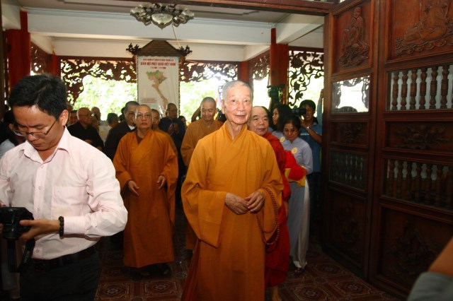 TP.HCM: Chính thức khai mạc các hoạt động triển lãm mỹ thuật đón mừng Phật đản PL 2557