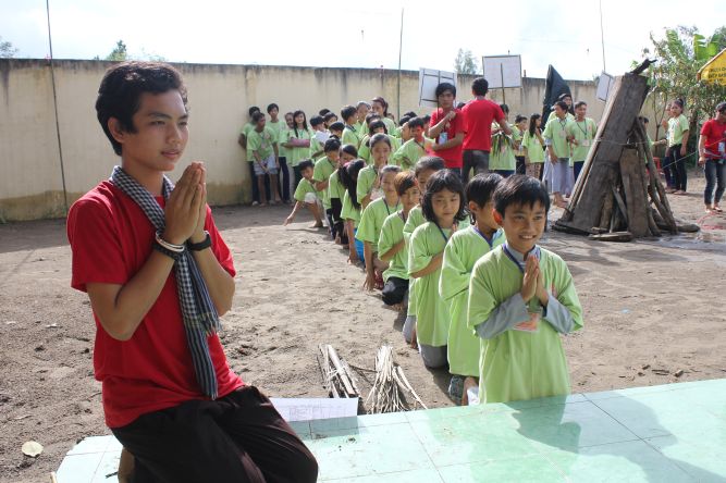 Bến Tre: Chùm ảnh hành trình về nguồn tại khóa tu “Thắp sáng niềm tin”