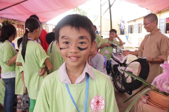 Bến Tre: Chùm ảnh hành trình về nguồn tại khóa tu “Thắp sáng niềm tin”