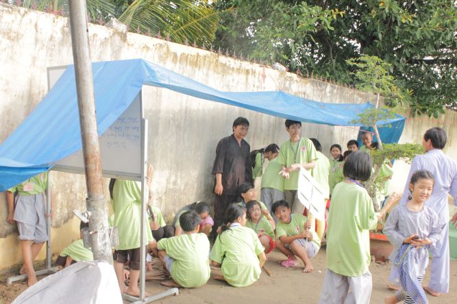 Bến Tre: Chùm ảnh hành trình về nguồn tại khóa tu “Thắp sáng niềm tin”