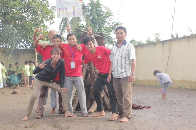 Bến Tre: Chùm ảnh hành trình về nguồn tại khóa tu “Thắp sáng niềm tin”