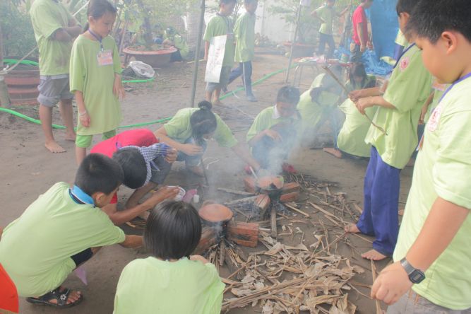 Bến Tre: Chùm ảnh hành trình về nguồn tại khóa tu “Thắp sáng niềm tin”