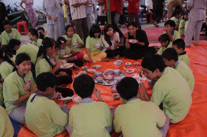 Bến Tre: Chùm ảnh hành trình về nguồn tại khóa tu “Thắp sáng niềm tin”