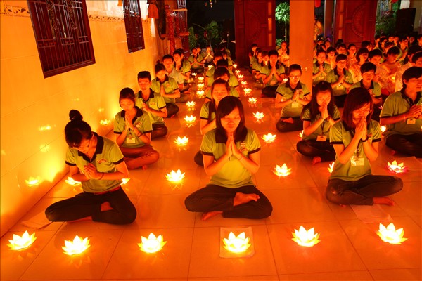 Ngày Thứ 1 Khóa Tu Mùa Đản Sinh, Chủ Đề : “ Phật Về”