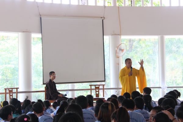 Buôn Mê Thuột: Talkshow “Hạnh phúc tùy vào cách nhìn”