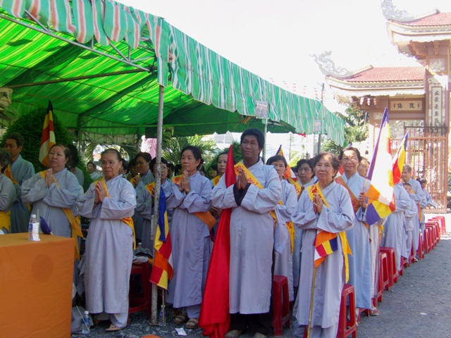 Long An: Nhật ký mùa Phật đản tại chùa Hòa Bình - Cần Giuộc