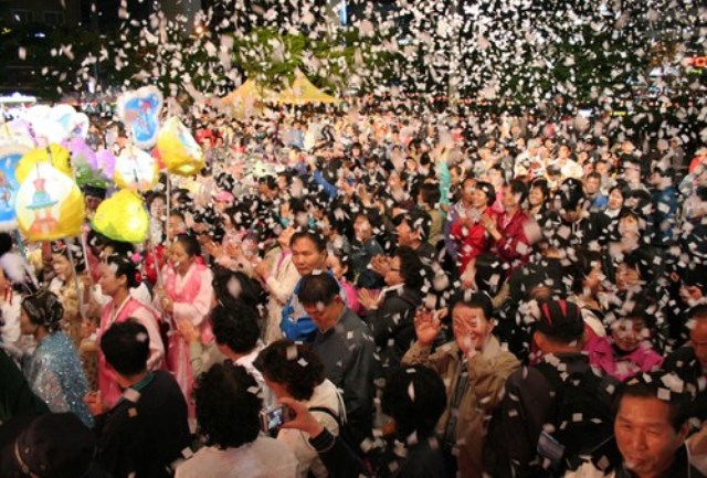 Hàn Quốc Phật giáo Thành phố Busan Lantern Festival kính mừng Phật đản