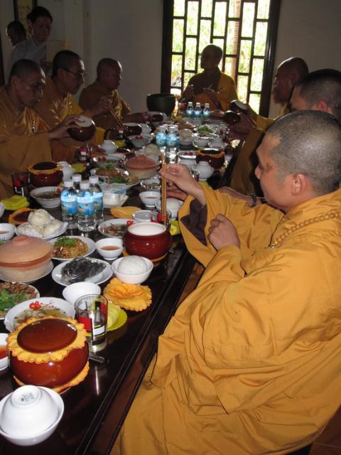 Lễ húy kỵ cố HT. Thích Viên Nhơn