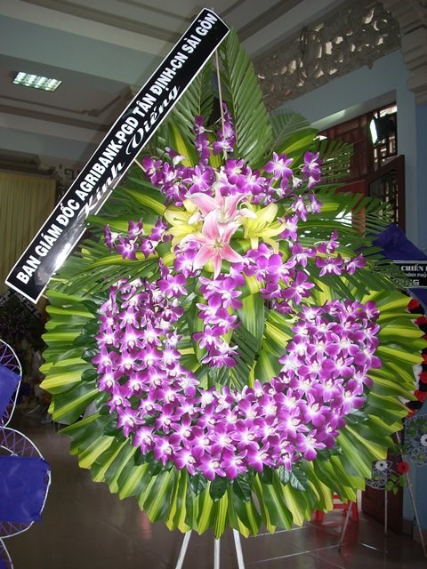 Chùm ảnh: Các đoàn viếng ĐLHT. Thích Từ Nhơn buổi chiều ngày thứ hai 27/4