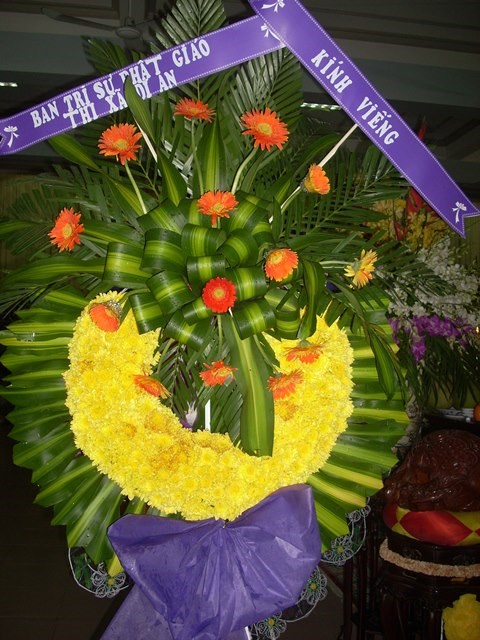 Chùm ảnh: Các đoàn viếng ĐLHT. Thích Từ Nhơn buổi chiều ngày thứ hai 27/4