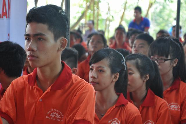 1000 thanh thiếu niên tham dự trại hè sinh hoạt Phật pháp tại Hà Tĩnh