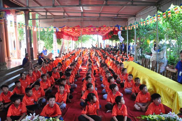 1000 thanh thiếu niên tham dự trại hè sinh hoạt Phật pháp tại Hà Tĩnh