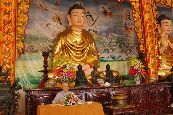 Đồng Tháp: Sư cô Hương Nhũ với pháp thoại “Hiểu và Thương” – Hội trại tuổi trẻ và cuộc sống