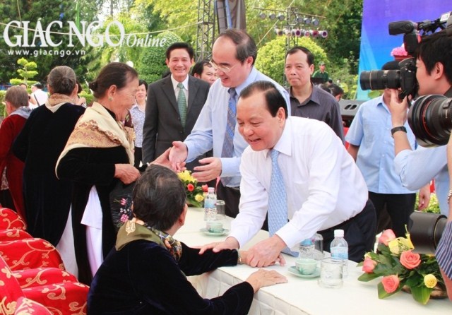 TP.HCM: Trọng thể Lễ tưởng niệm anh linh liệt sĩ tại Đền Bến Dược