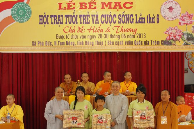 Đồng Tháp: Bế mạc Hội trại Hiểu và thương