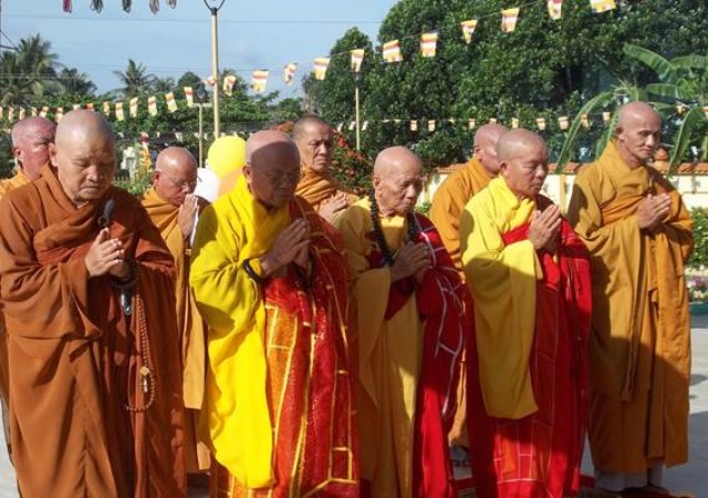 Tiền Giang: Trang nghiêm đại lẽ Phật Đản PL. 2557 - DL: 2013