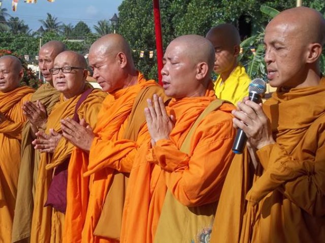 Tiền Giang: Trang nghiêm đại lẽ Phật Đản PL. 2557 - DL: 2013