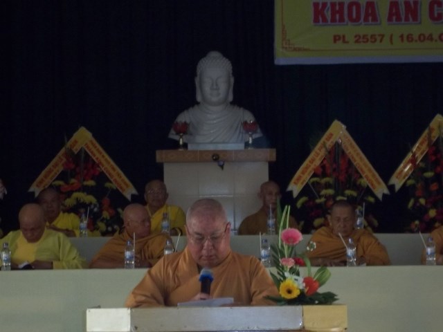 Tiền Giang: Khai mạc khóa An Cư Kiết Hạ PL. 2557 - DL. 2013