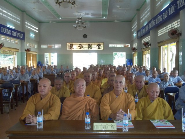 Tiền Giang: Khai mạc khóa An Cư Kiết Hạ PL. 2557 - DL. 2013