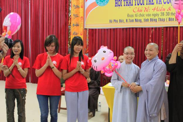 Đồng Tháp: Đêm sinh nhật và tri ân Tình Nguyện Viên hội trại “Hiểu và Thương”