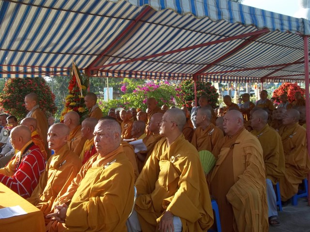 Tiền Giang: Trang nghiêm đại lẽ Phật Đản PL. 2557 - DL: 2013