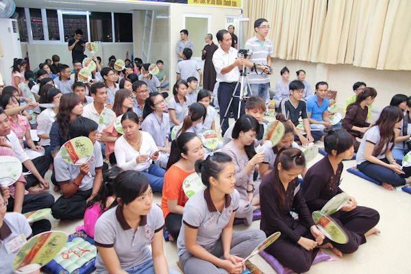 TP.HCM: Chùa Thiện Mỹ tổ chức đêm nhạc mừng PĐ 2557 và khánh thành giảng đường mới