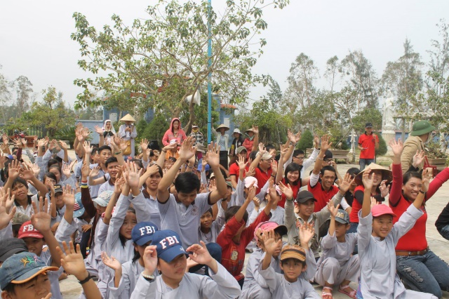 Quảng Nam: Hội Khai Tâm, hội 14 chữ chia sẽ tình thương đến bà con vùng bão lũ