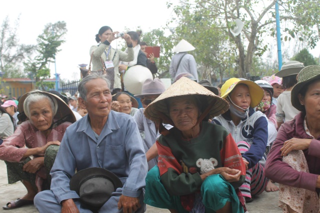 Quảng Nam: Hội Khai Tâm, hội 14 chữ chia sẽ tình thương đến bà con vùng bão lũ