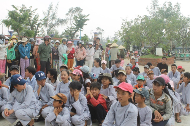 Quảng Nam: Hội Khai Tâm, hội 14 chữ chia sẽ tình thương đến bà con vùng bão lũ