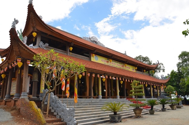 Giới đàn Nghệ Tĩnh thành công viên mãn